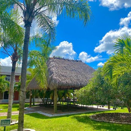 Garden Inn Homestead/Everglades/Gateway To Keys Extérieur photo